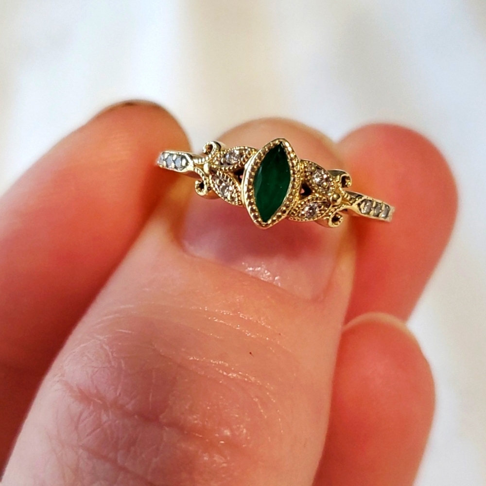14k Jade ring